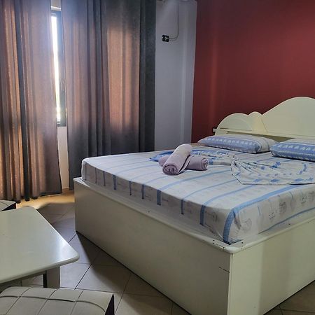 Hotel Europa Lezha Kültér fotó
