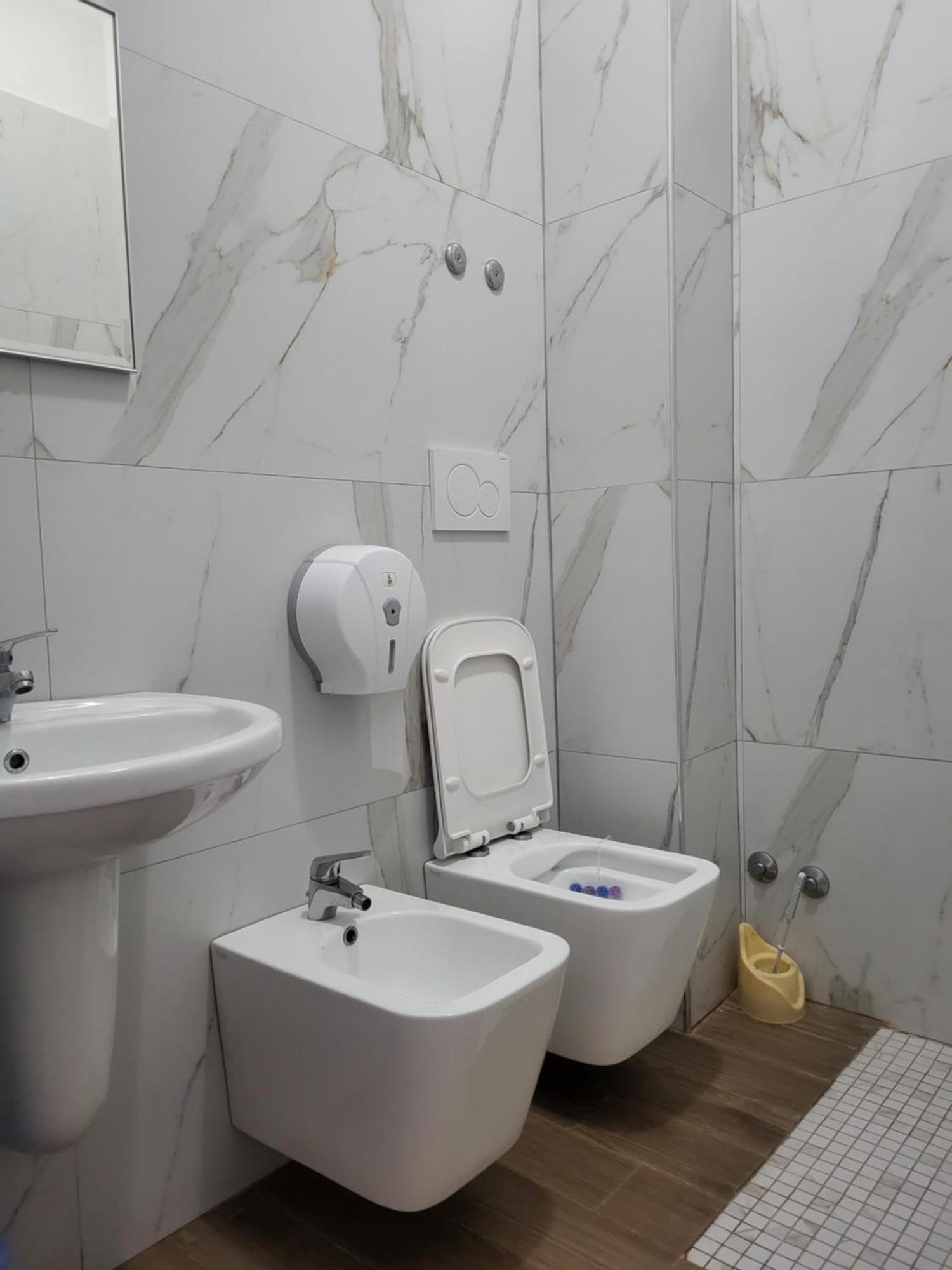 Hotel Europa Lezha Kültér fotó