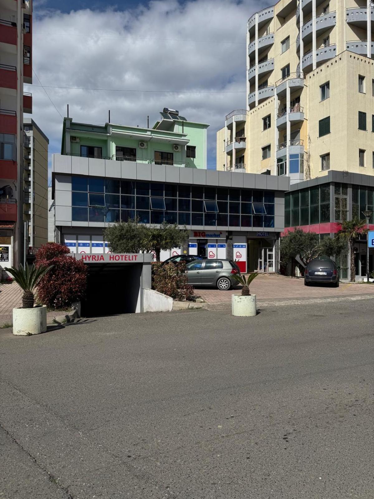 Hotel Europa Lezha Kültér fotó