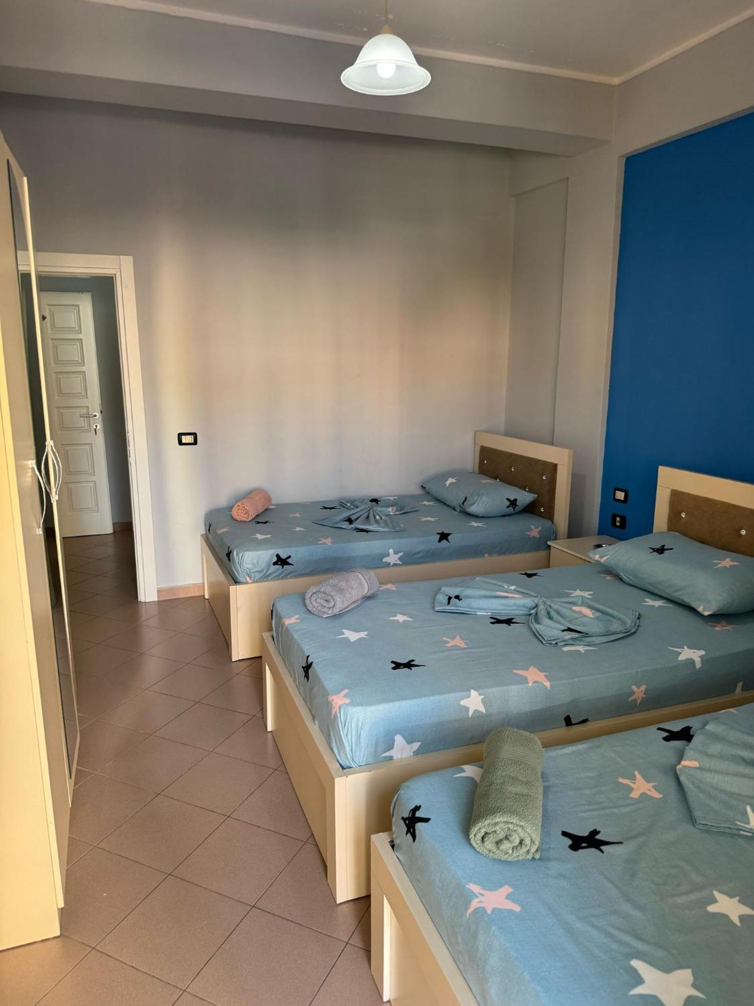 Hotel Europa Lezha Kültér fotó