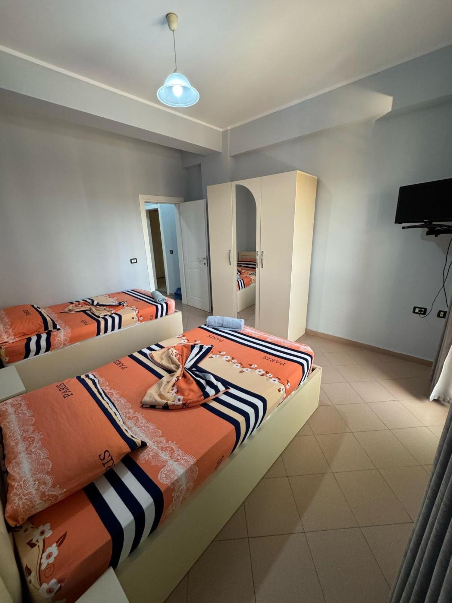 Hotel Europa Lezha Kültér fotó