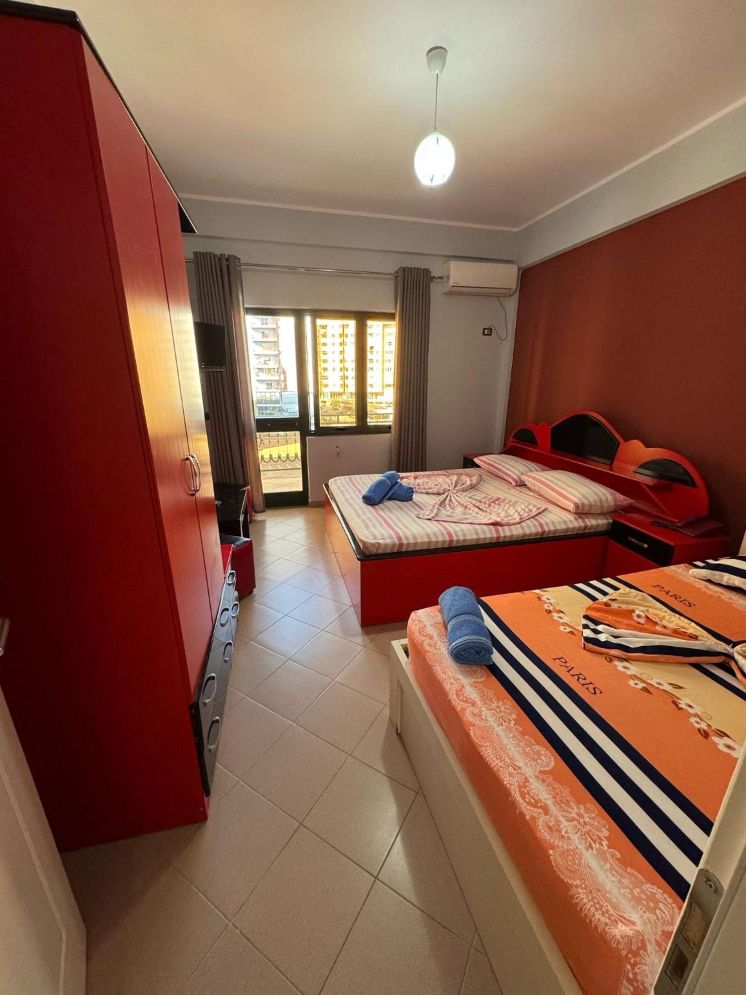 Hotel Europa Lezha Kültér fotó