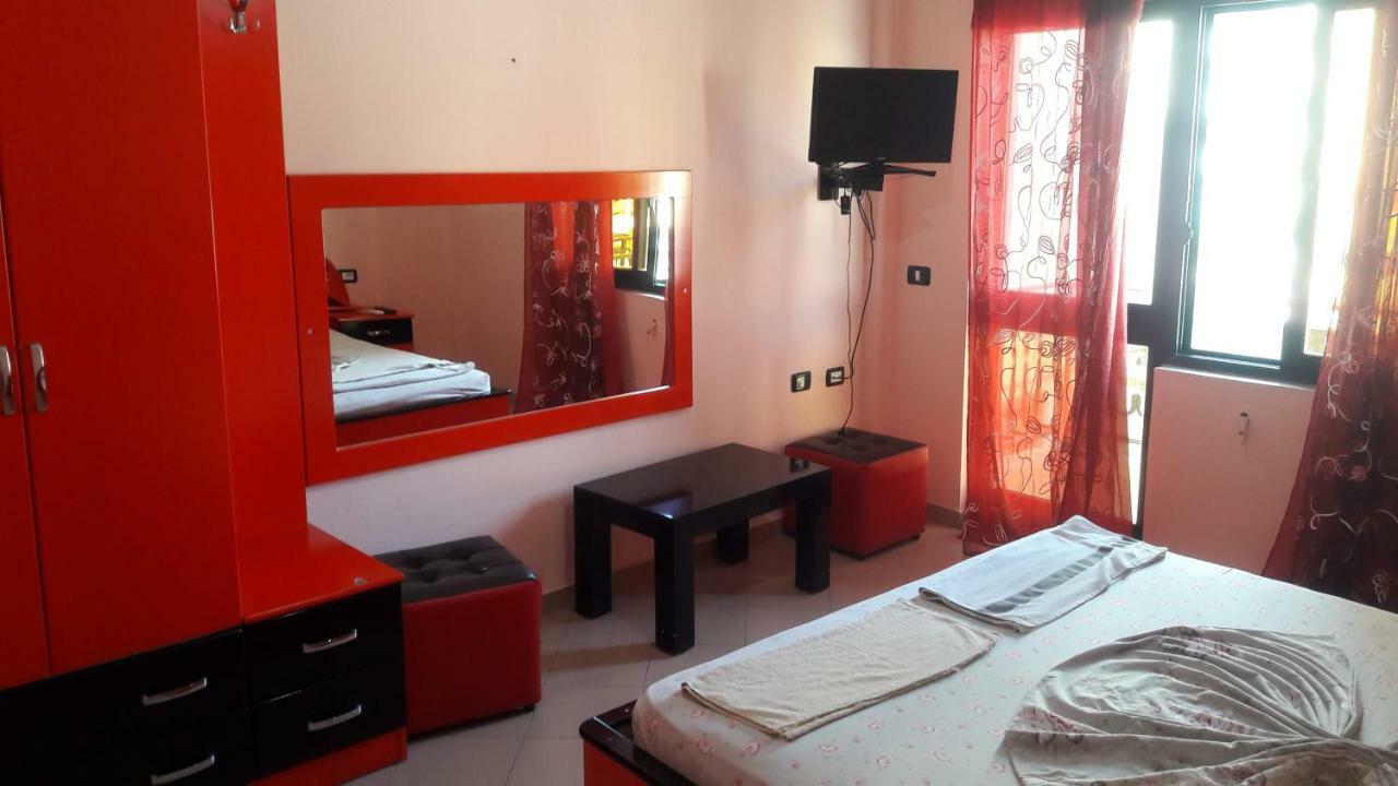 Hotel Europa Lezha Kültér fotó