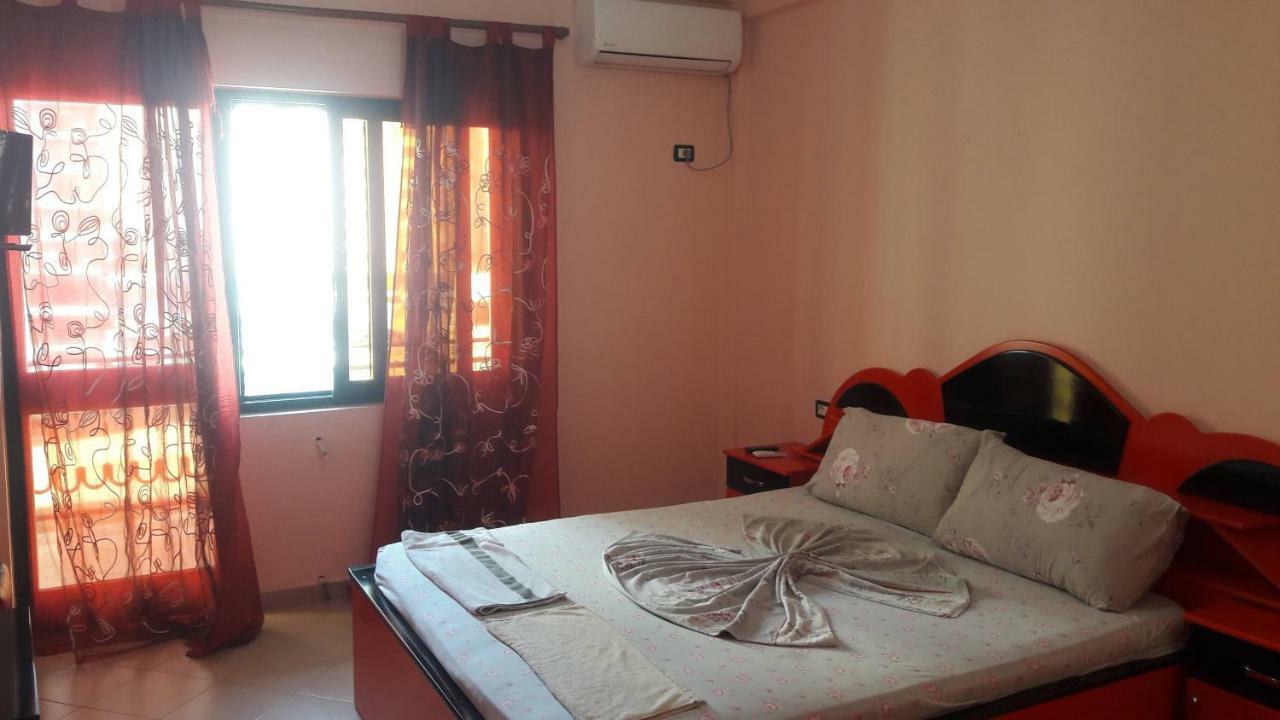 Hotel Europa Lezha Kültér fotó
