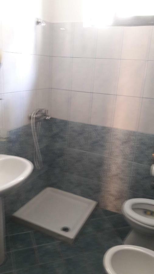 Hotel Europa Lezha Kültér fotó