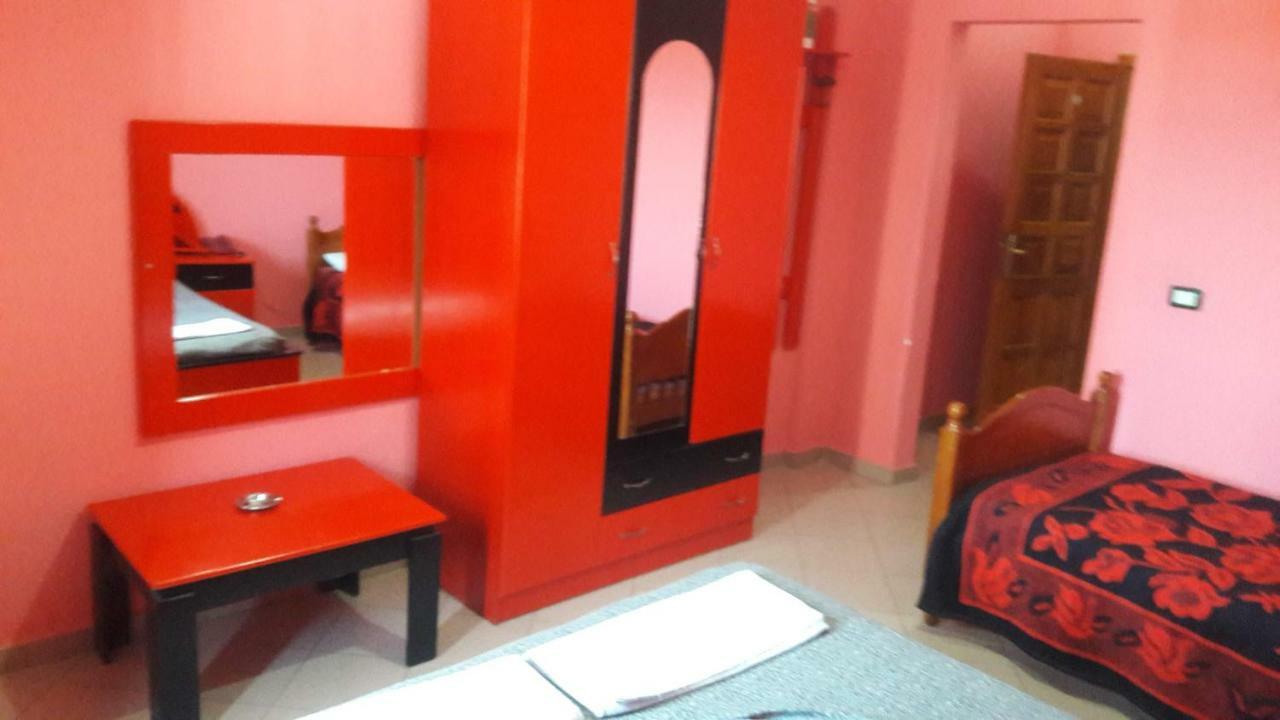 Hotel Europa Lezha Kültér fotó
